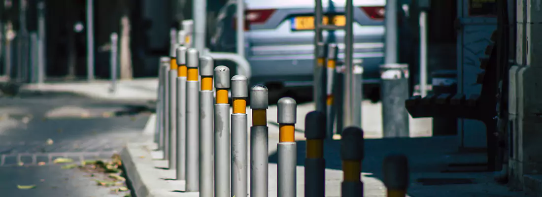 Safe and Convenient Retractable Barrier Column Systems for Properties in Hamilton, BC